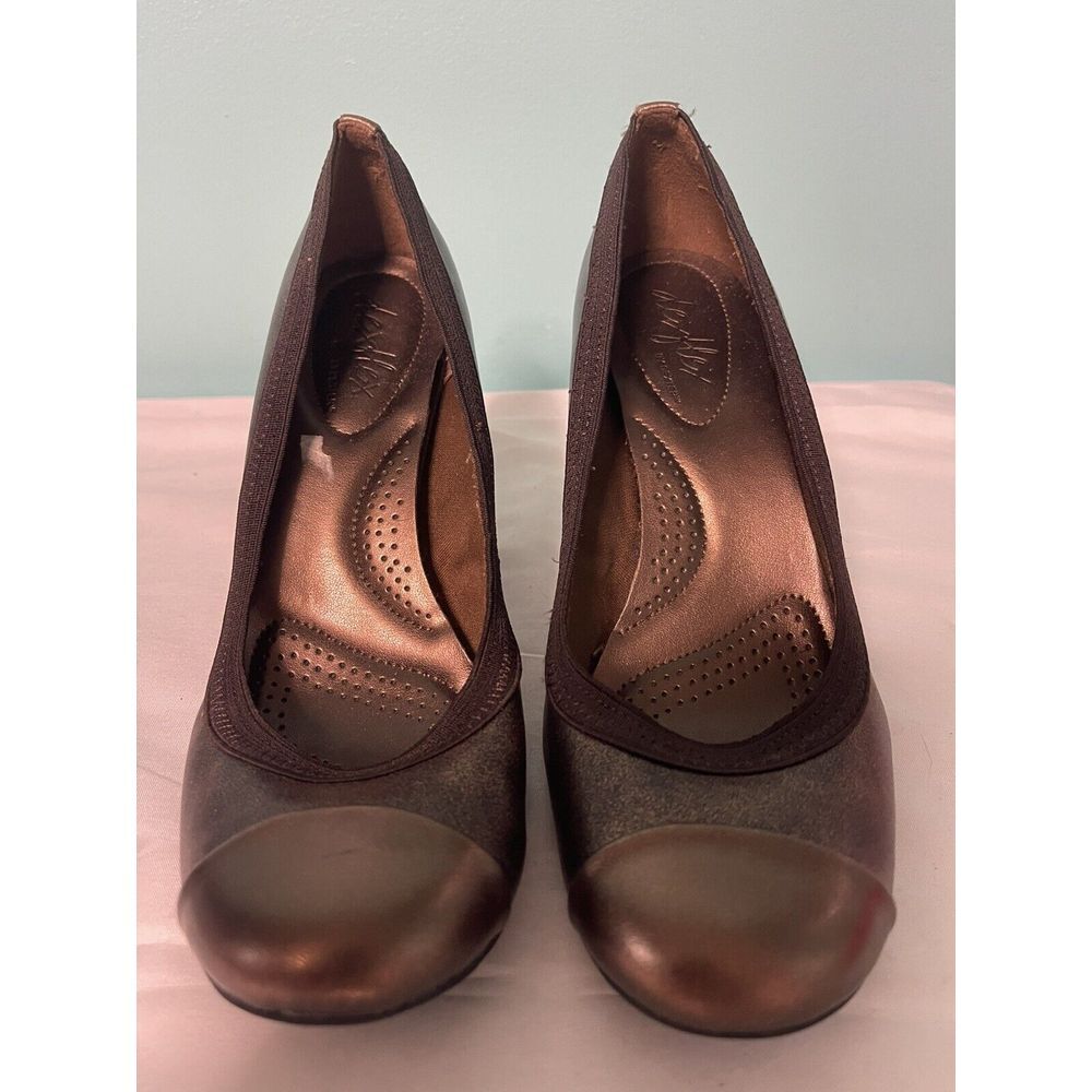 Dexflex Comfort Shoes Women's Bronze Print 3.5 High Heel Pump Size 8 S-293